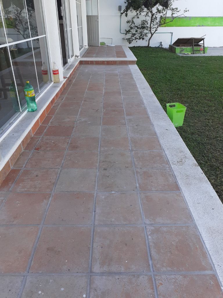 Terraza exterior antes